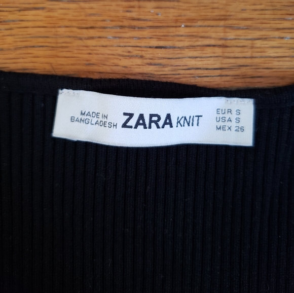 Zara black sweater cut out shirt - size small - Picture 6 of 6